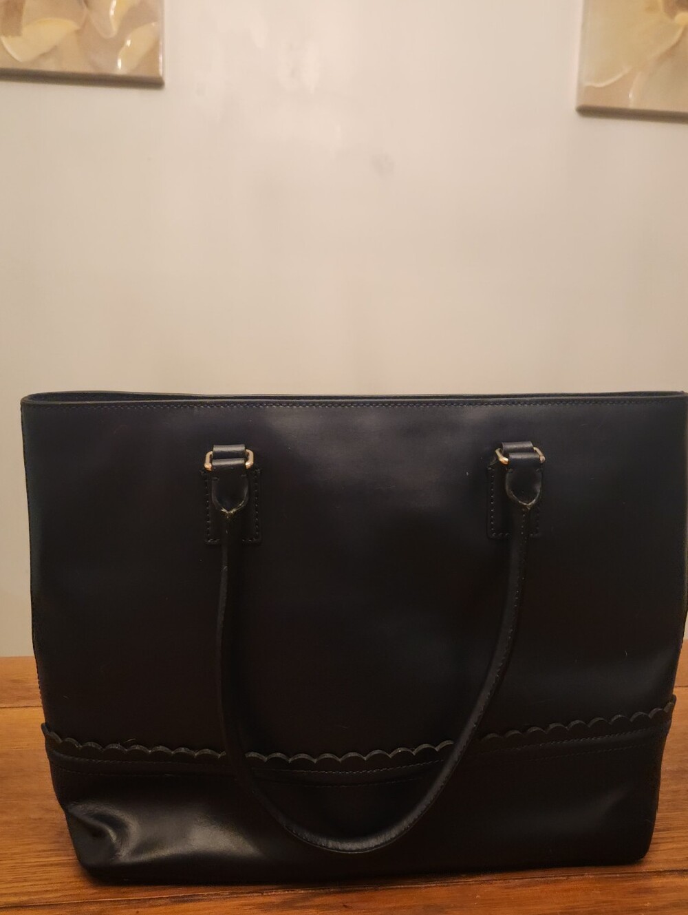 Kate Spade Dark Navy Blue Leather Scalloped-Trim Tote Immaculate Cream & Bow Int - Picture 6 of 11